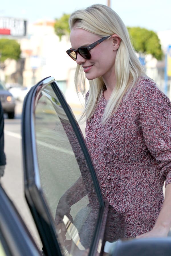 Kate Bosworth wore sunglasses and a cable-knit sweater