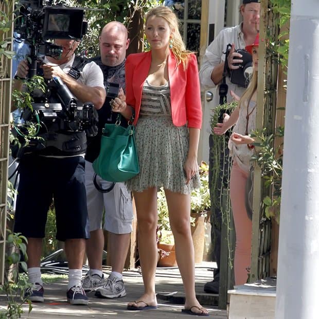 Blake Lively on the set of 'Gossip Girl' shooting on location in Los Angeles