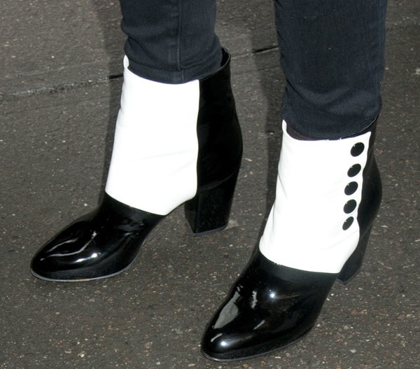 Jessica Chastain looks chic as ever in black and white ankle boots