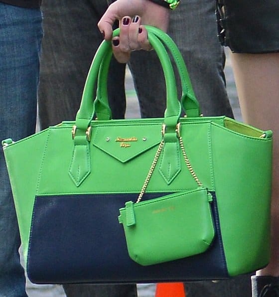 Taylor Momsen's bright green color-block handbag