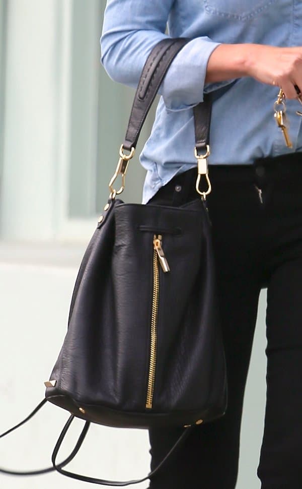 Lauren Conrad carrying an Elizabeth and James "Cynnie" backpack