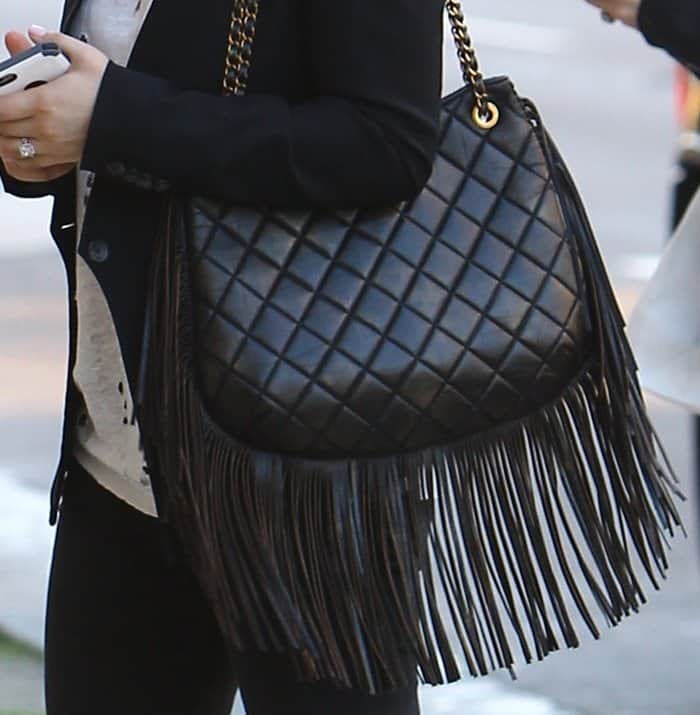 Kaley Cuoco's Chanel Pre-Fall 2014 Metiers D’art Paris-Dallas leather fringe hobo bag