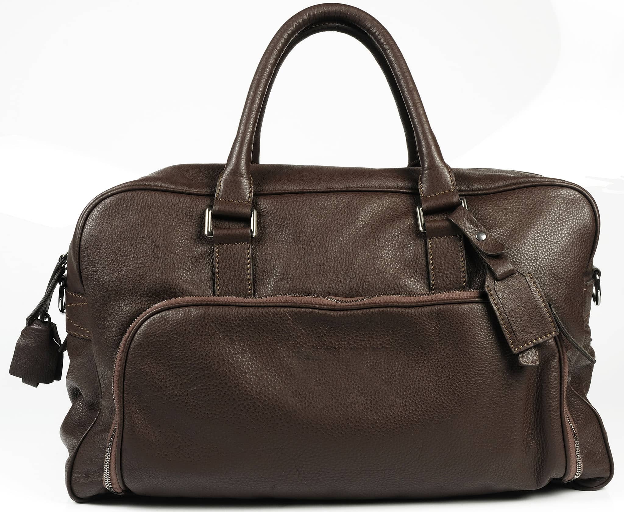 Weekender bags come in a variety of styles, shapes, and sizes and often resemble an extendable tote